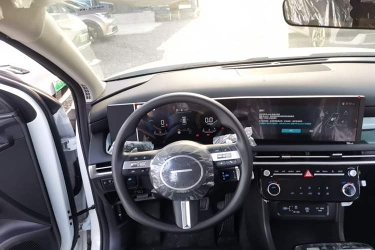 Used Hyundai Tucson 2025 Tucson L 1.5T Elite Edition Steering Wheel