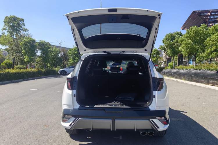 Used Hyundai Tucson 2025 Tucson L 1.5T Elite Edition N-Line Trunk