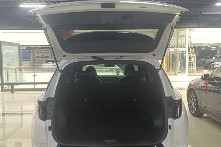 Used Hyundai Tucson 2025 Tucson L 1.5T Elite Edition N-Line Trunk