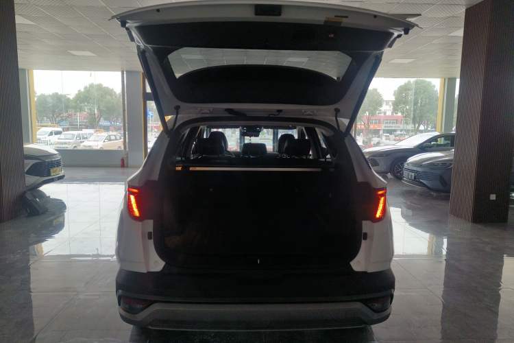 Used Hyundai Tucson 2025 Tucson L 1.5T Prestige Edition Trunk