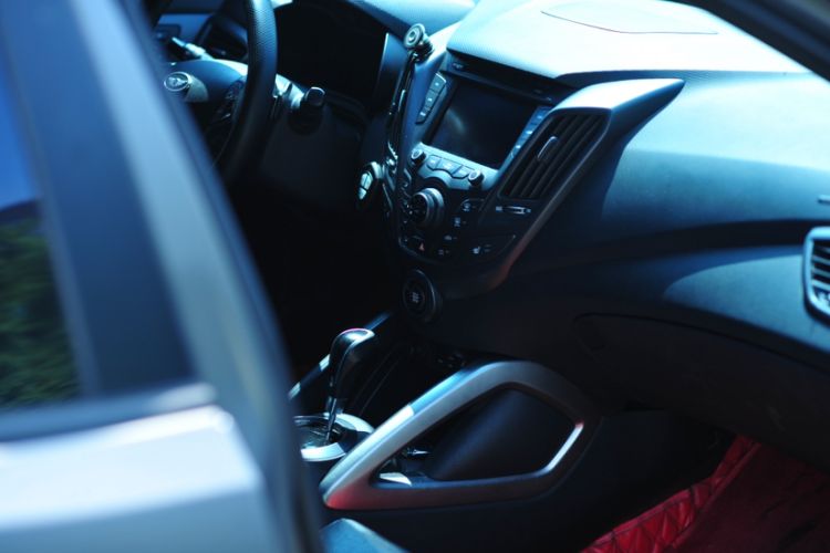 Used Hyundai Veloster 2015 1.6T Automatic Prestige Edition Interior 3