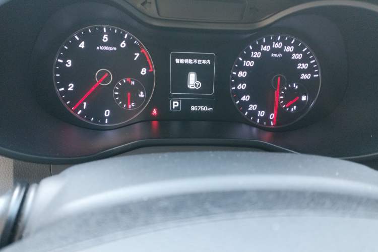 Used Hyundai Veloster 2015 1.6T Automatic Luxury Edition Odometer Close Up