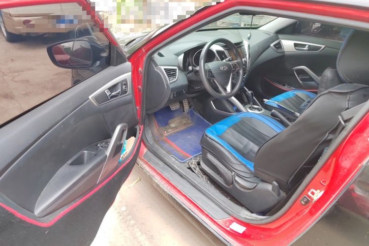 Used Hyundai Veloster 2011 1.6L Automatic Luxury Edition Driver Seat
