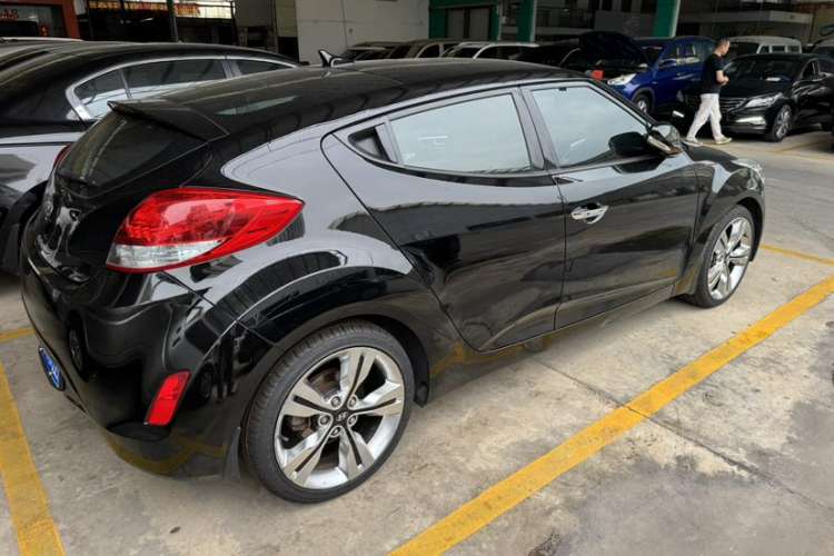 Used Hyundai Veloster 2011 1.6L Automatic Flagship Edition Exterior 5
