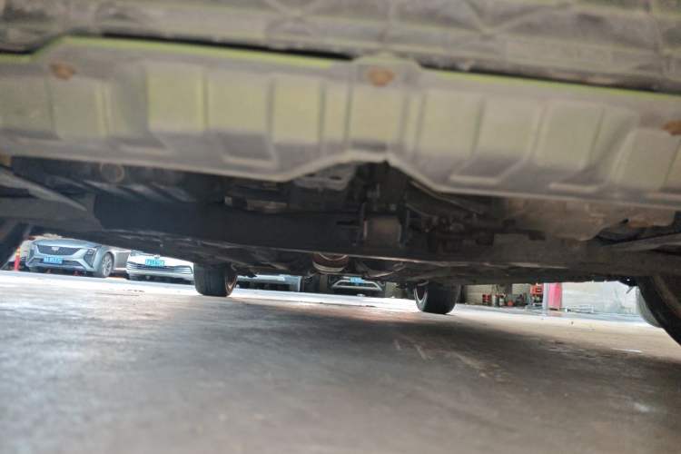 Used Hyundai Veloster 2011 1.6L Automatic Luxury Edition Chassis Front
