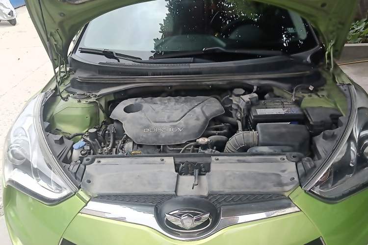 Used Hyundai Veloster 2011 1.6L Manual Luxury Edition Engine Bay