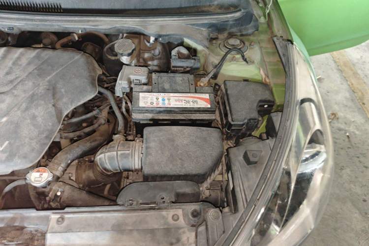 Used Hyundai Veloster 2011 1.6L Automatic Luxury Edition Engine Bay Left
