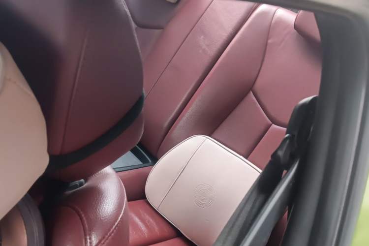 Used Hyundai Veloster 2011 1.6L Manual Luxury Edition Left Rear Seat