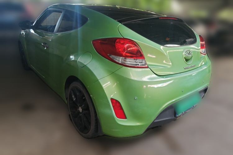 Used Hyundai Veloster 2011 1.6L Automatic Luxury Edition Rear Left 45 Deg