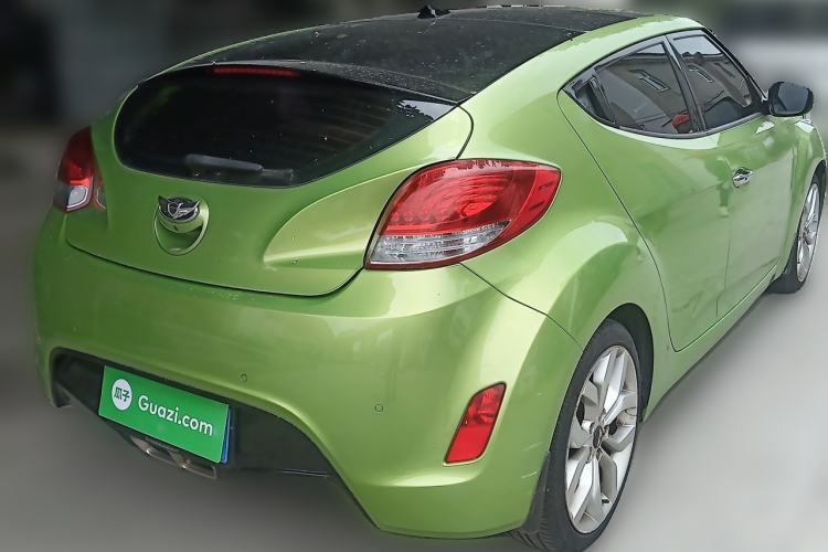 Used Hyundai Veloster 2011 1.6L Manual Luxury Edition Rear Right 45 Deg