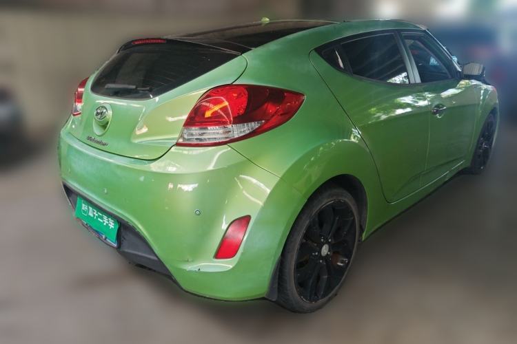 Used Hyundai Veloster 2011 1.6L Automatic Luxury Edition Rear Right 45 Deg