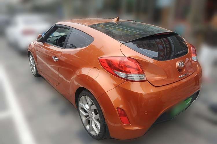 Used Hyundai Veloster 2011 1.6L Automatic Luxury Edition Rear Left 45 Deg