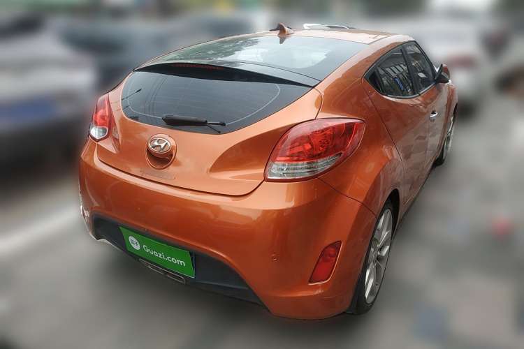 Used Hyundai Veloster 2011 1.6L Automatic Luxury Edition Rear Right 45 Deg