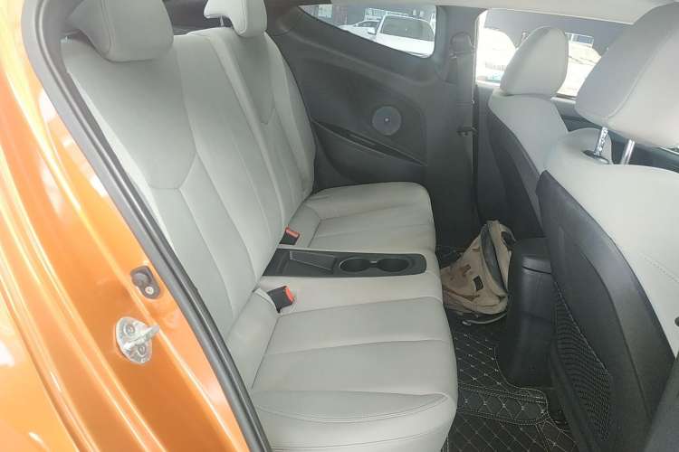 Used Hyundai Veloster 2011 1.6L Manual Comfort Edition Right Rear Seat
