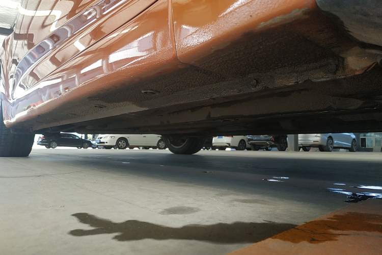 Used Hyundai Veloster 2011 1.6L Manual Comfort Edition Right Side Sill