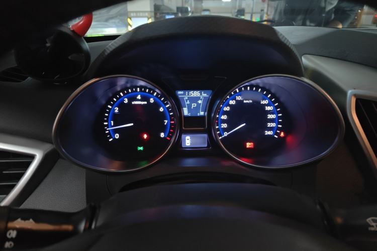 Used Hyundai Veloster 2011 1.6L Automatic Flagship Edition Instrument Cluster