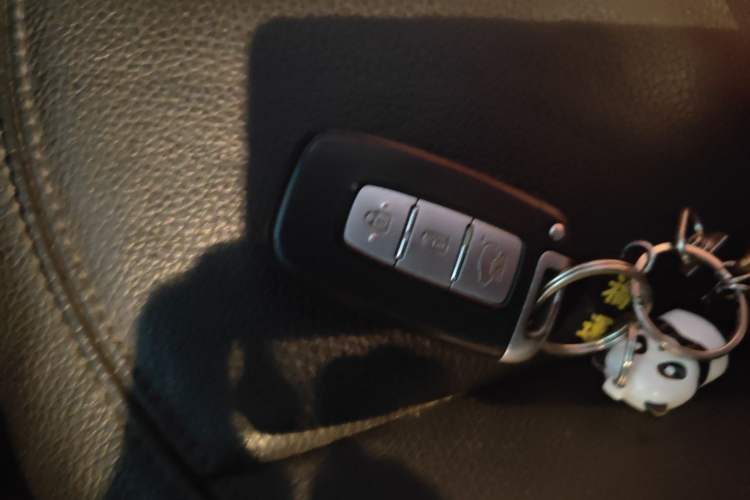 Used Hyundai Veloster 2011 1.6L Automatic Flagship Edition Interior 1