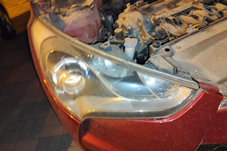 Used Hyundai Veloster 2011 1.6L Automatic Flagship Edition Right Front Headlight