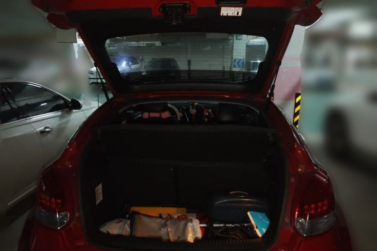 Used Hyundai Veloster 2011 1.6L Automatic Flagship Edition Trunk