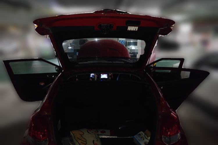 Used Hyundai Veloster 2011 1.6L Automatic Flagship Edition Trunk