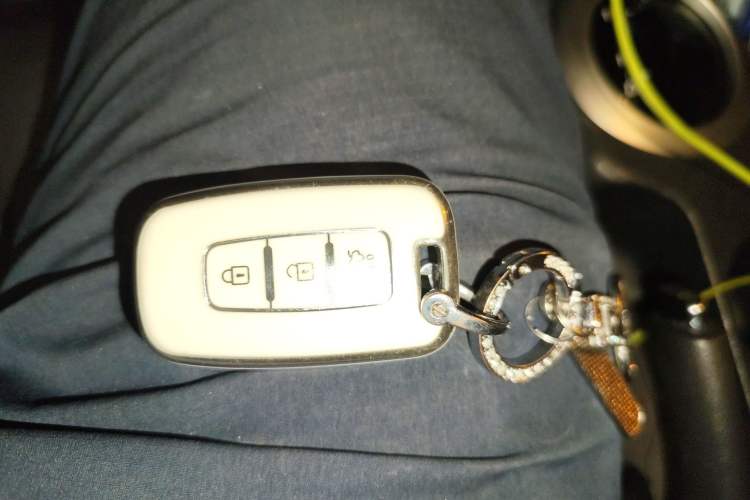 Used Hyundai Veloster 2011 1.6L Automatic Flagship Edition Vehicle Key