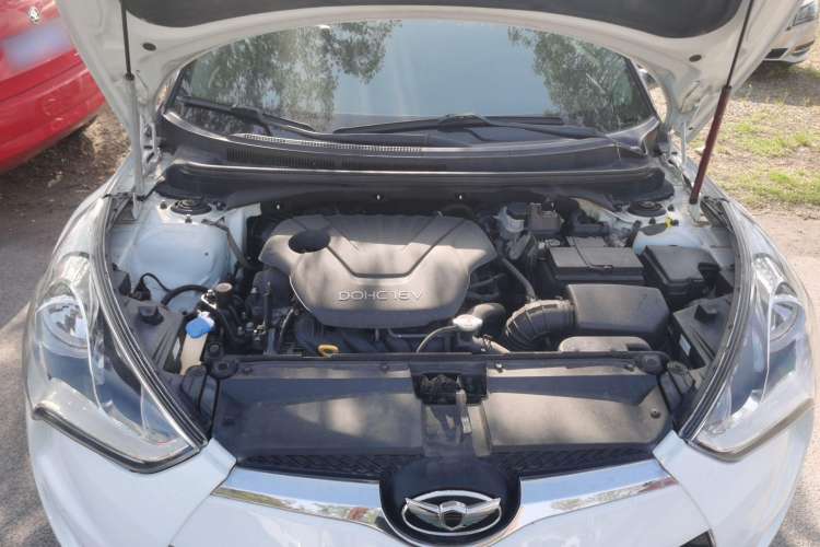 Used Hyundai Veloster 2011 1.6L Automatic Luxury Edition Engine Bay