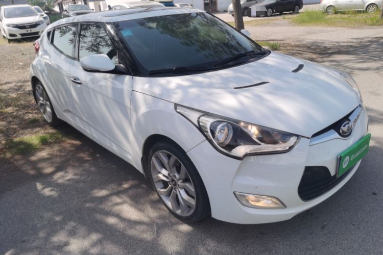 Used Hyundai Veloster 2011 1.6L Automatic Luxury Edition Exterior 2