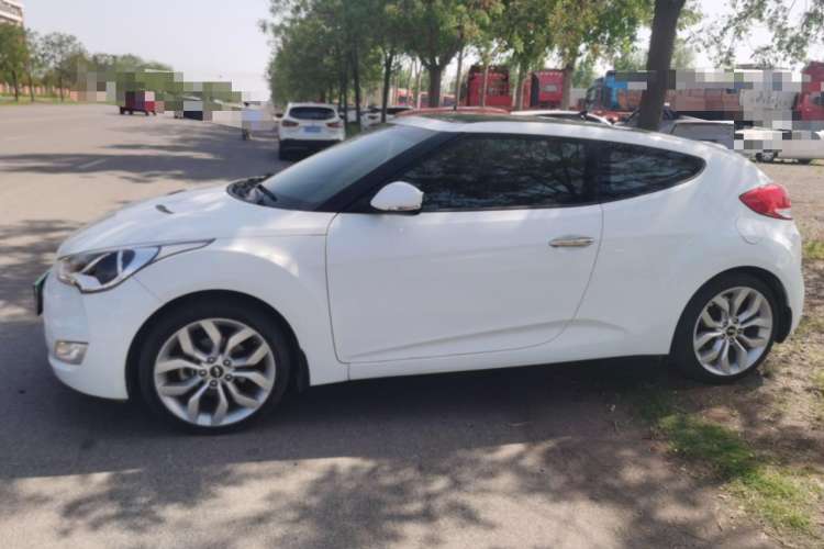 Used Hyundai Veloster 2011 1.6L Automatic Luxury Edition Exterior 3