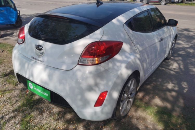 Used Hyundai Veloster 2011 1.6L Automatic Luxury Edition Exterior 5