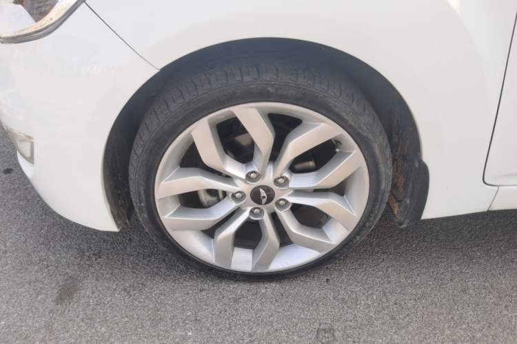 Used Hyundai Veloster 2011 1.6L Automatic Luxury Edition Exterior 7