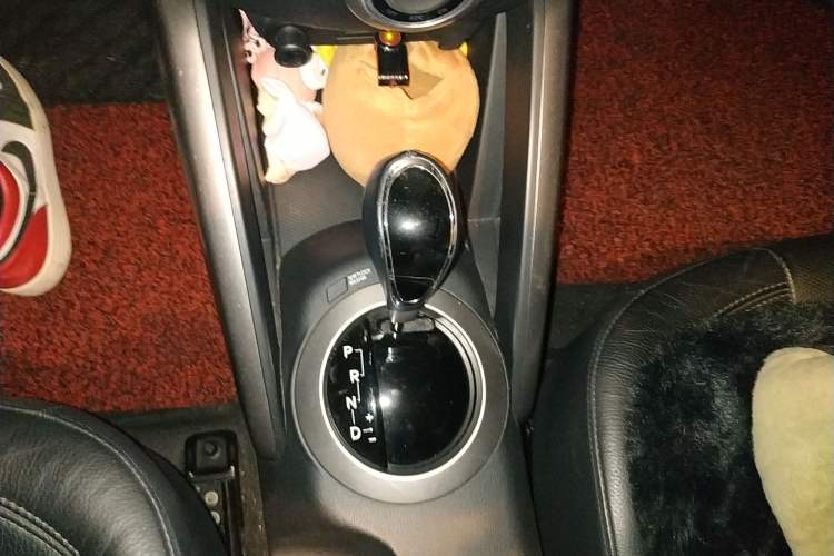 Used Hyundai Veloster 2011 1.6L Automatic Flagship Edition Gear Lever