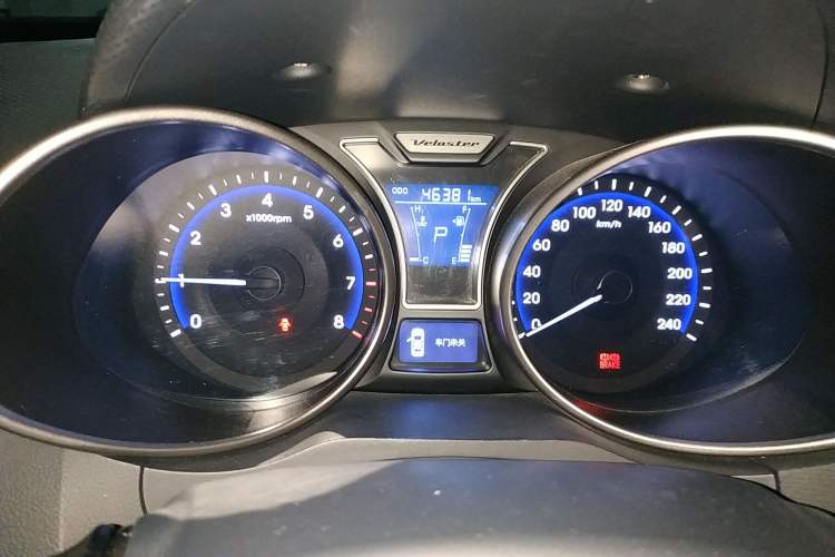 Used Hyundai Veloster 2011 1.6L Automatic Flagship Edition Instrument Cluster