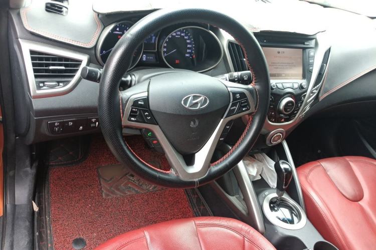 Used Hyundai Veloster 2011 1.6L Automatic Flagship Edition Steering Wheel