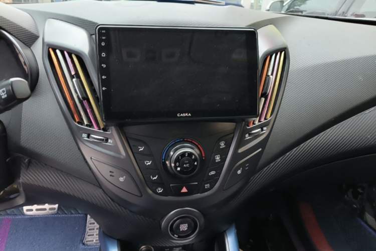 Used Hyundai Veloster 2012 1.6T Automatic Luxury Edition Audio And AC Panel