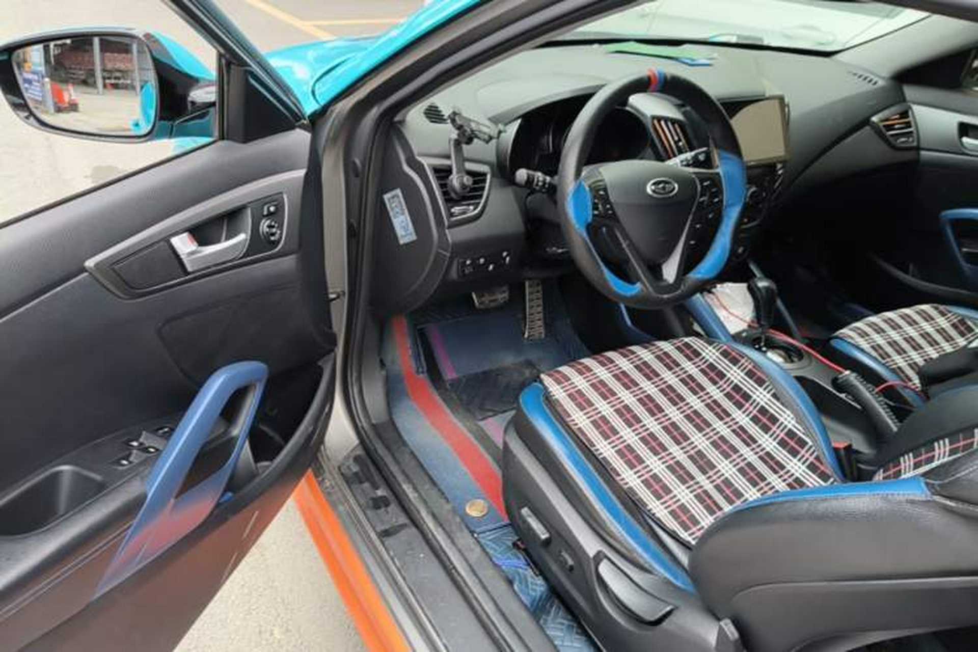 Used Hyundai Veloster 2012 1.6T Automatic Luxury Edition Driver Seat