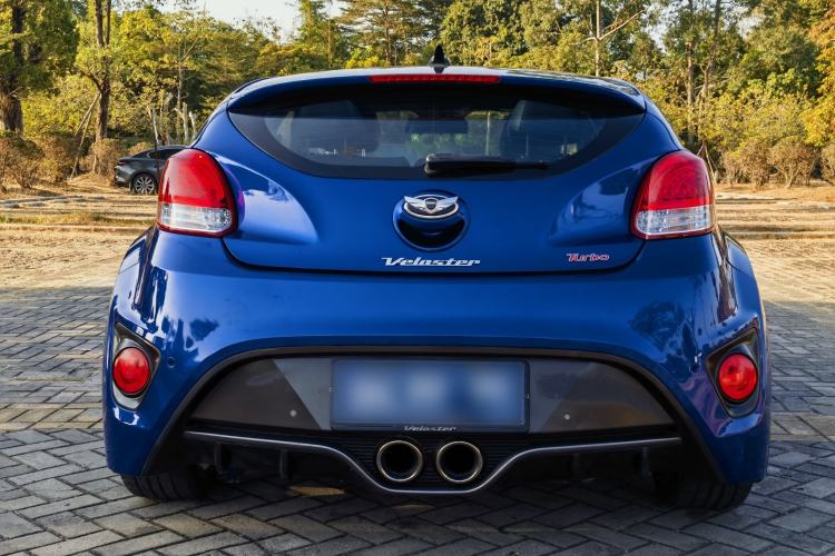 Used Hyundai Veloster 2012 1.6T Automatic Luxury Edition Exterior 5