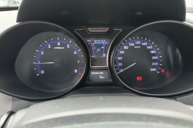 Used Hyundai Veloster 2012 1.6T Automatic Luxury Edition Instrument Cluster