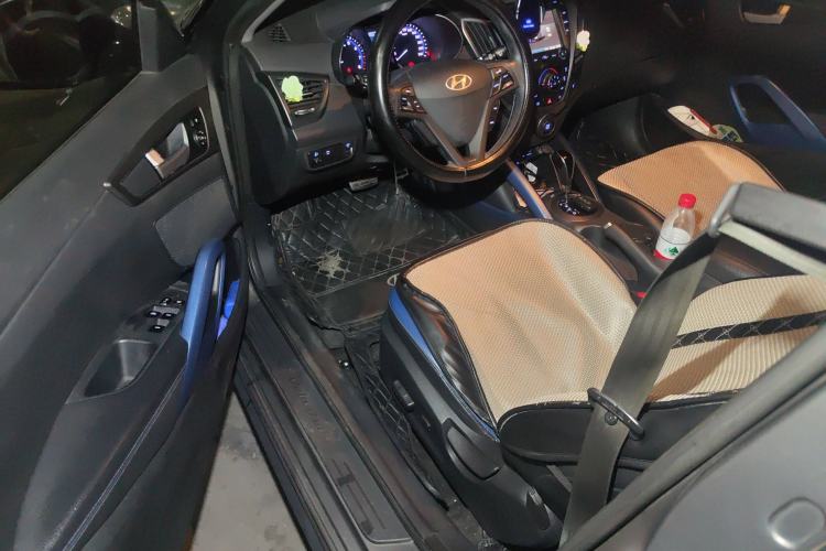 Used Hyundai Veloster 2012 1.6T Automatic Luxury Edition Driver Seat