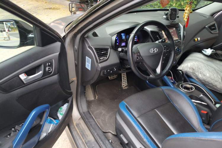 Used Hyundai Veloster 2012 1.6T Automatic Luxury Edition Driver Seat