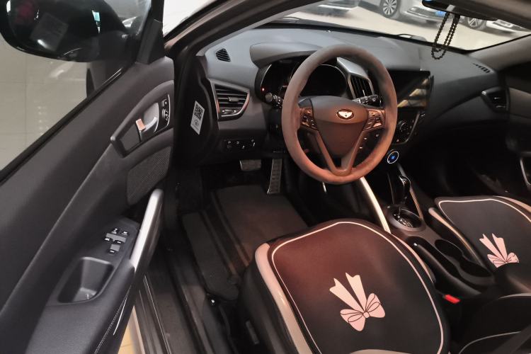 Used Hyundai Veloster 2012 1.6L Automatic Luxury Edition Driver Seat