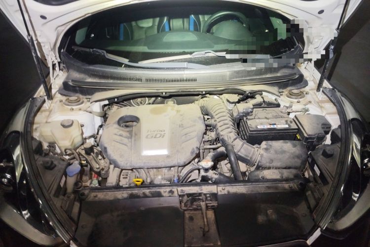 Used Hyundai Veloster 2012 1.6T Automatic Luxury Edition Engine Bay