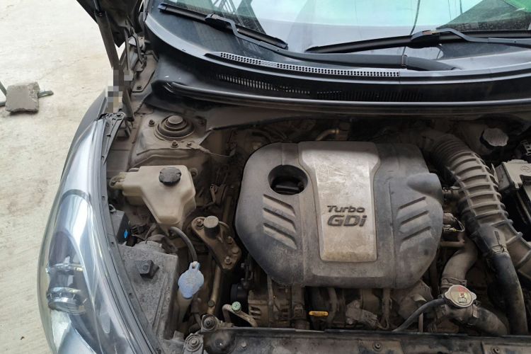 Used Hyundai Veloster 2012 1.6T Automatic Flagship Edition Engine Bay Right