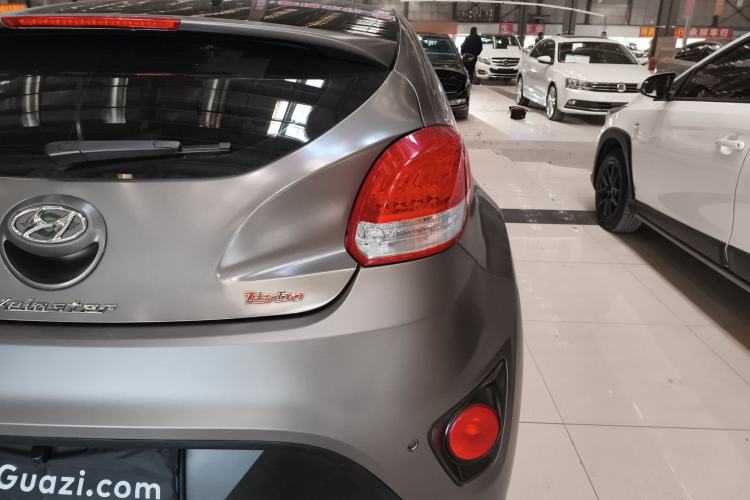 Used Hyundai Veloster 2012 1.6L Automatic Luxury Edition Exterior 2