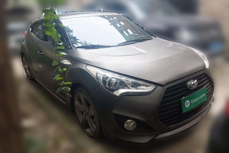 Used Hyundai Veloster 2012 1.6T Automatic Luxury Edition Front Right 45 Deg