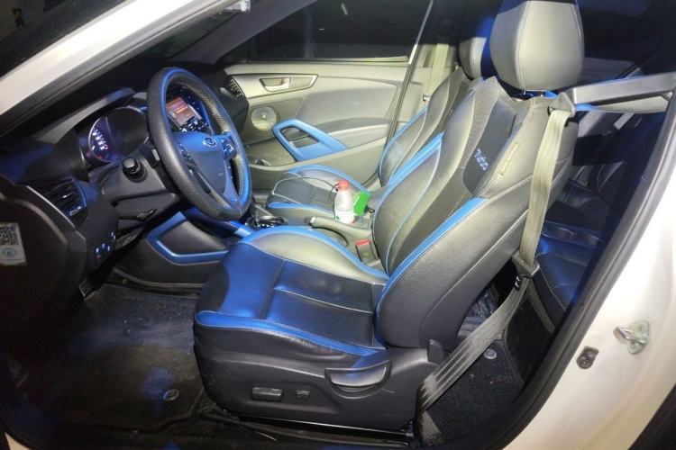 Used Hyundai Veloster 2012 1.6T Automatic Luxury Edition Left Front Seat
