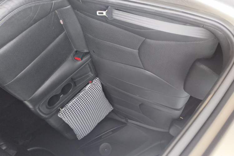 Used Hyundai Veloster 2012 1.6T Automatic Luxury Edition Left Rear Seat