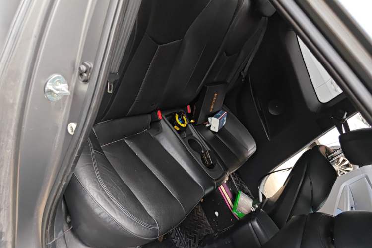 Used Hyundai Veloster 2012 1.6T Automatic Luxury Edition Left Rear Seat
