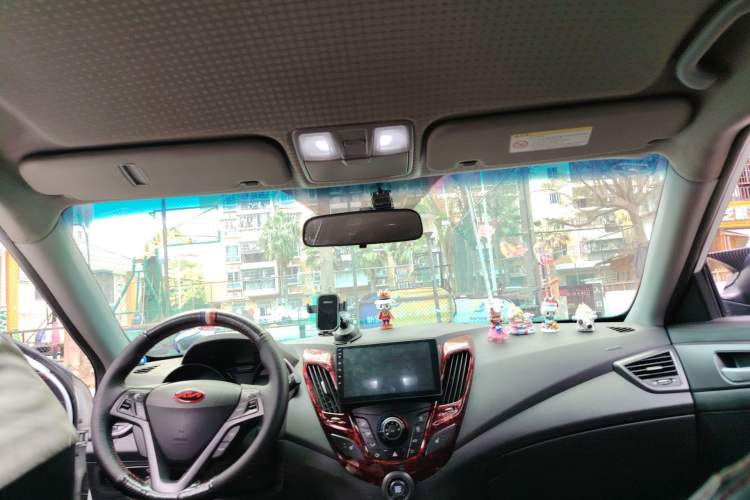 Used Hyundai Veloster 2012 1.6T Automatic Luxury Edition Headliner