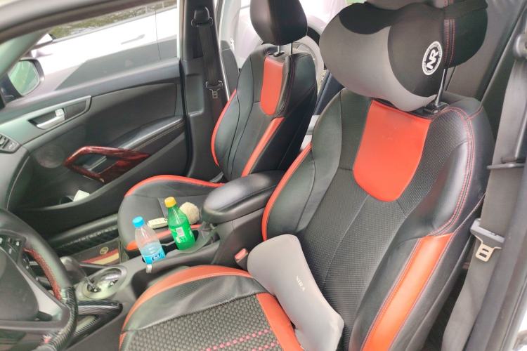 Used Hyundai Veloster 2012 1.6T Automatic Luxury Edition Left Front Seat