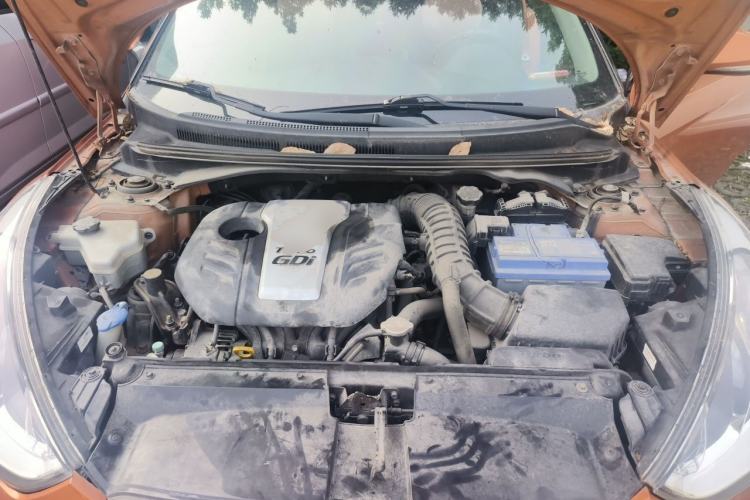 Used Hyundai Veloster 2012 1.6T Automatic Luxury Edition Engine Bay